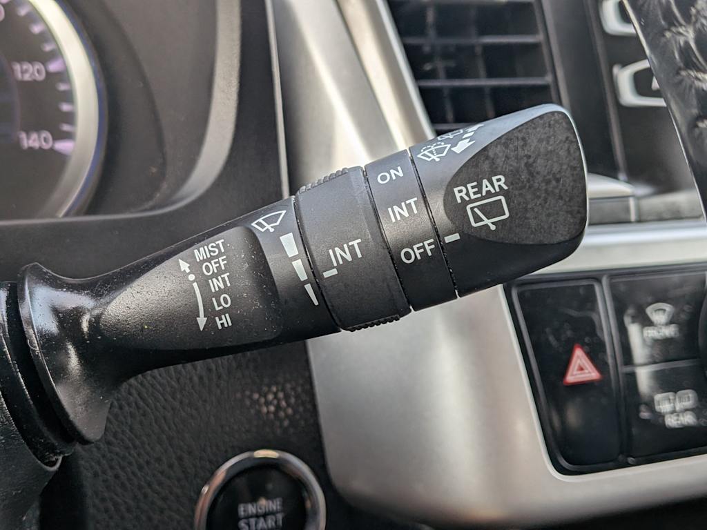 Thumbnail: 2018 Toyota Highlander - 32