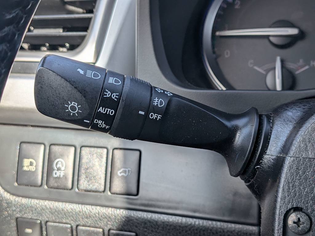 Thumbnail: 2018 Toyota Highlander - 15