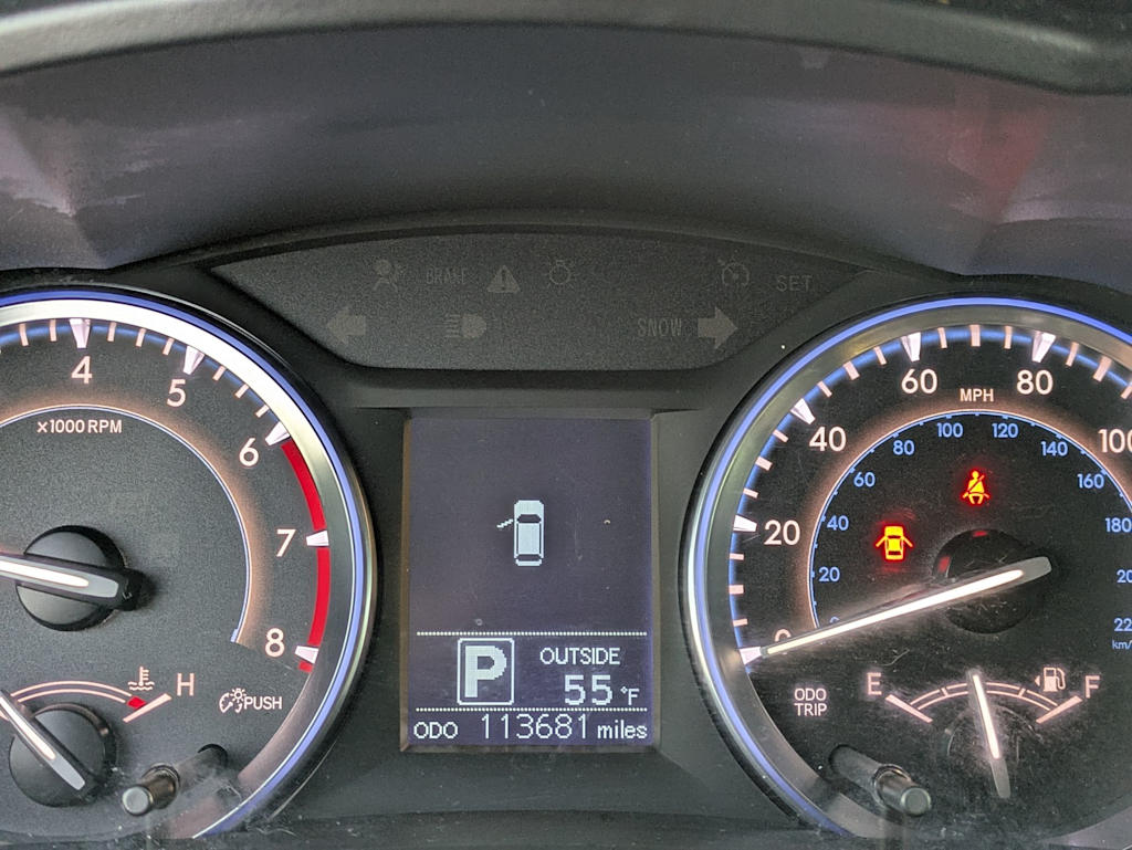 Thumbnail: 2015 Toyota Highlander - 15