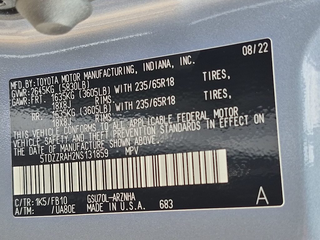 Thumbnail: 2022 Toyota Highlander - 18