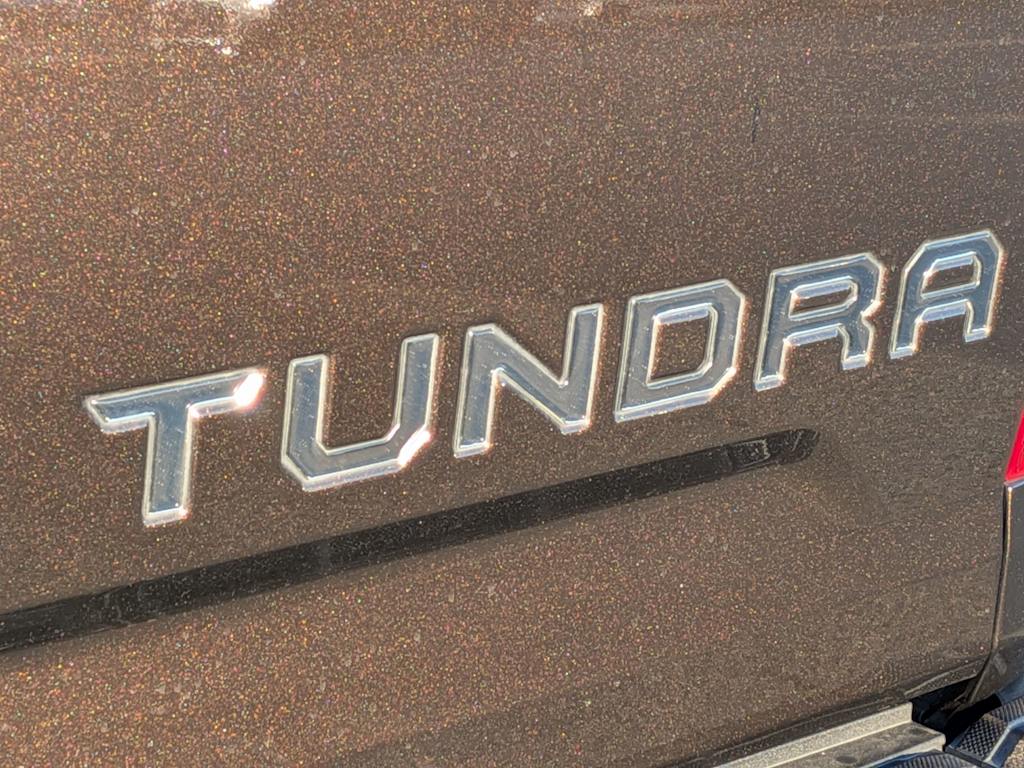 Thumbnail: 2021 Toyota Tundra - 7