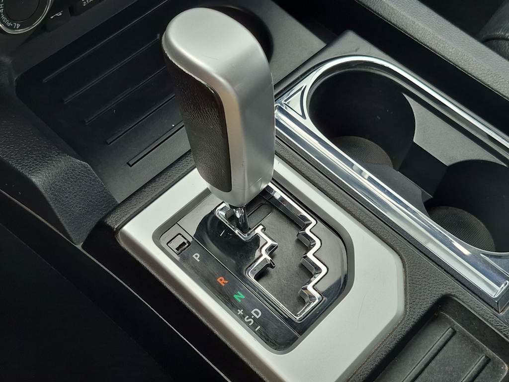 Thumbnail: 2020 Toyota Tundra - 33