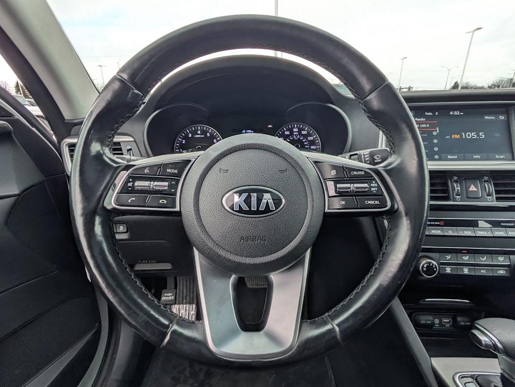 Thumbnail: 2020 Kia Optima - 11