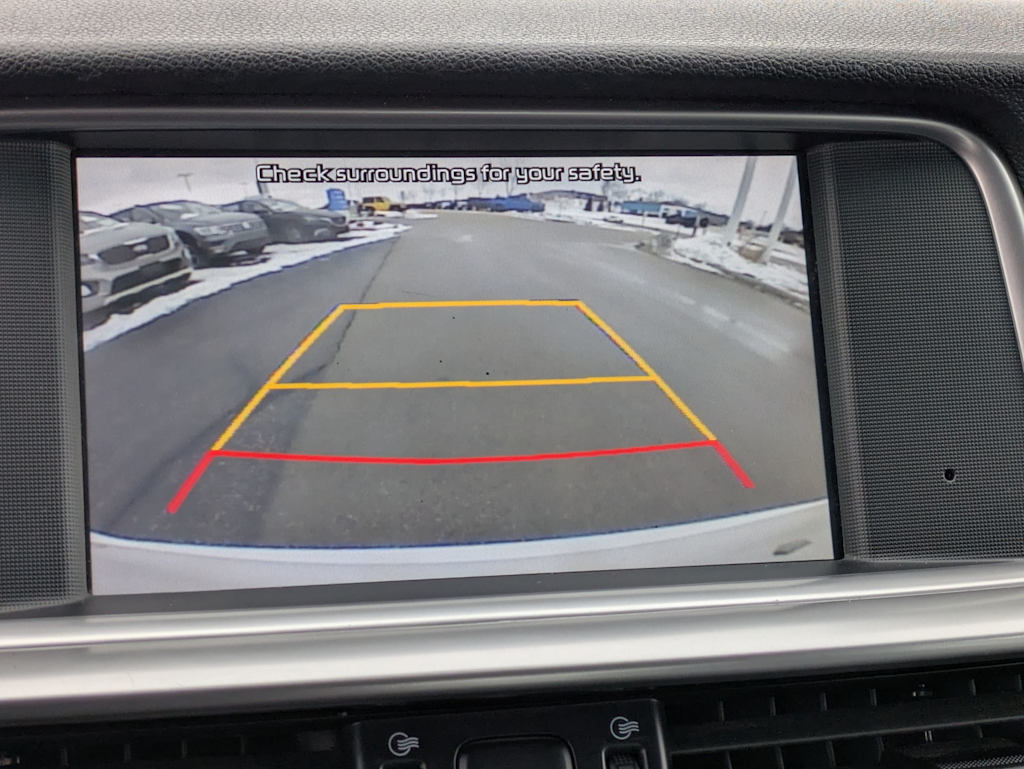 Thumbnail: 2020 Kia Optima - 32