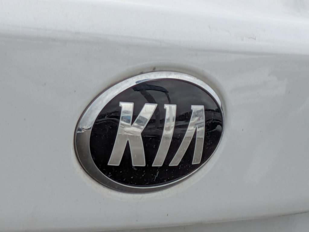 Thumbnail: 2020 Kia Optima - 6