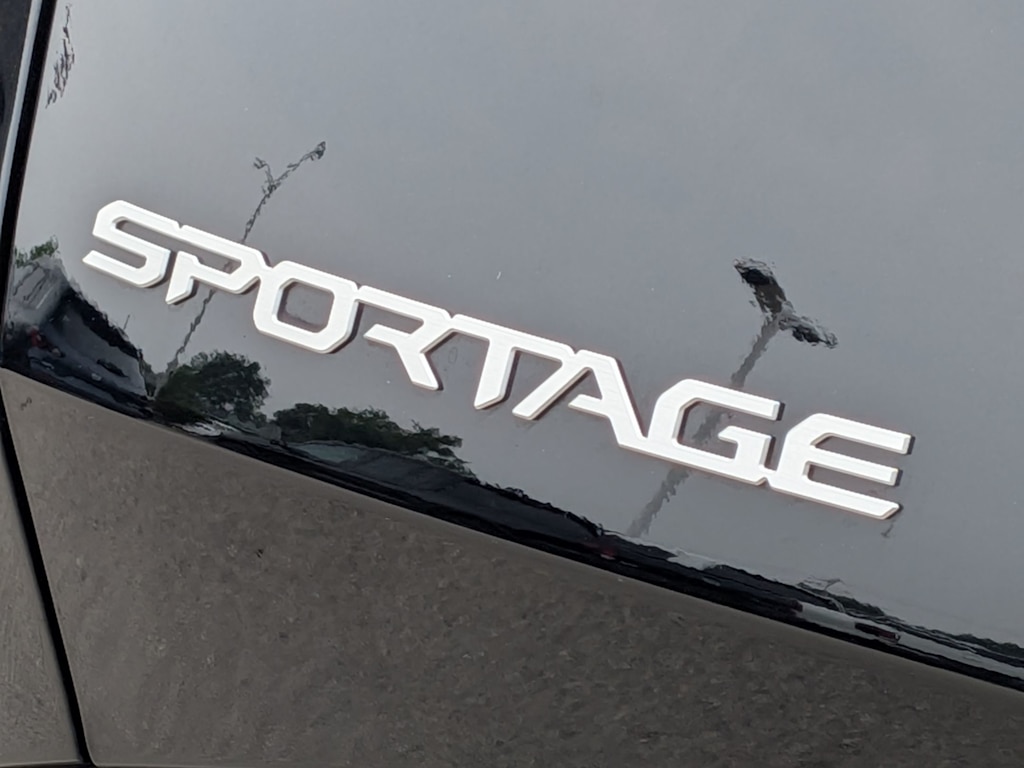 Thumbnail: 2026 Kia Sportage - 6