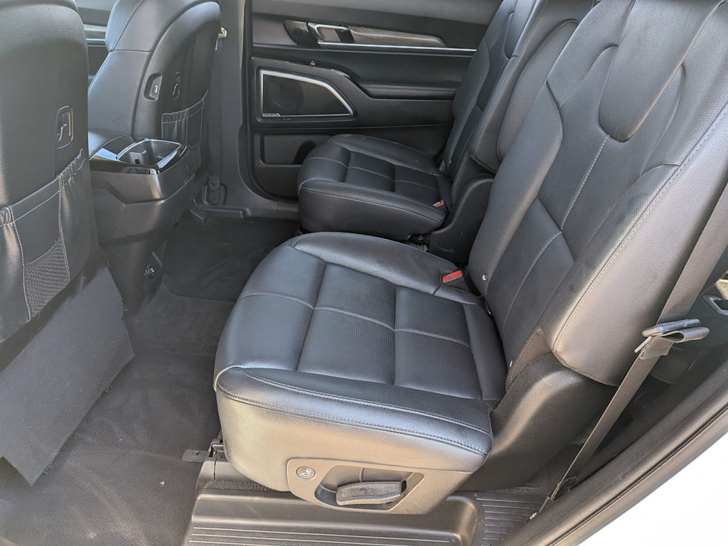 Thumbnail: 2020 Kia Telluride - 26