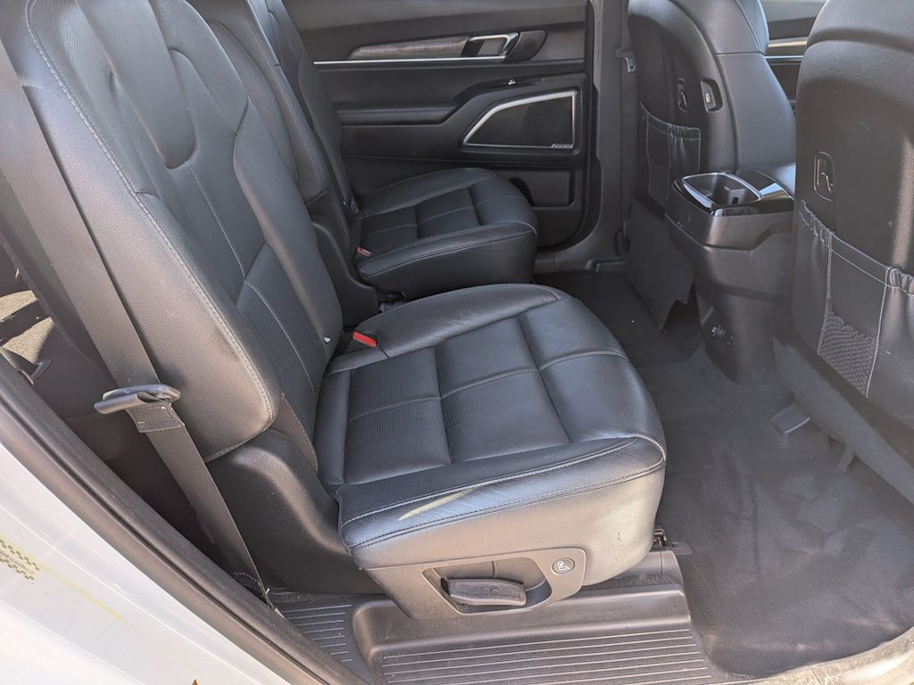 Thumbnail: 2020 Kia Telluride - 27