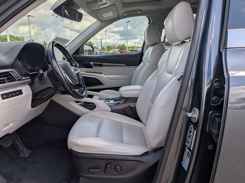 Thumbnail: 2021 Kia Telluride - 9