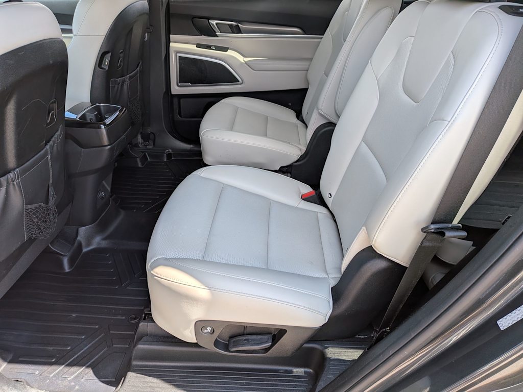Thumbnail: 2021 Kia Telluride - 27