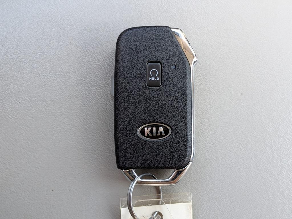 Thumbnail: 2021 Kia Telluride - 17