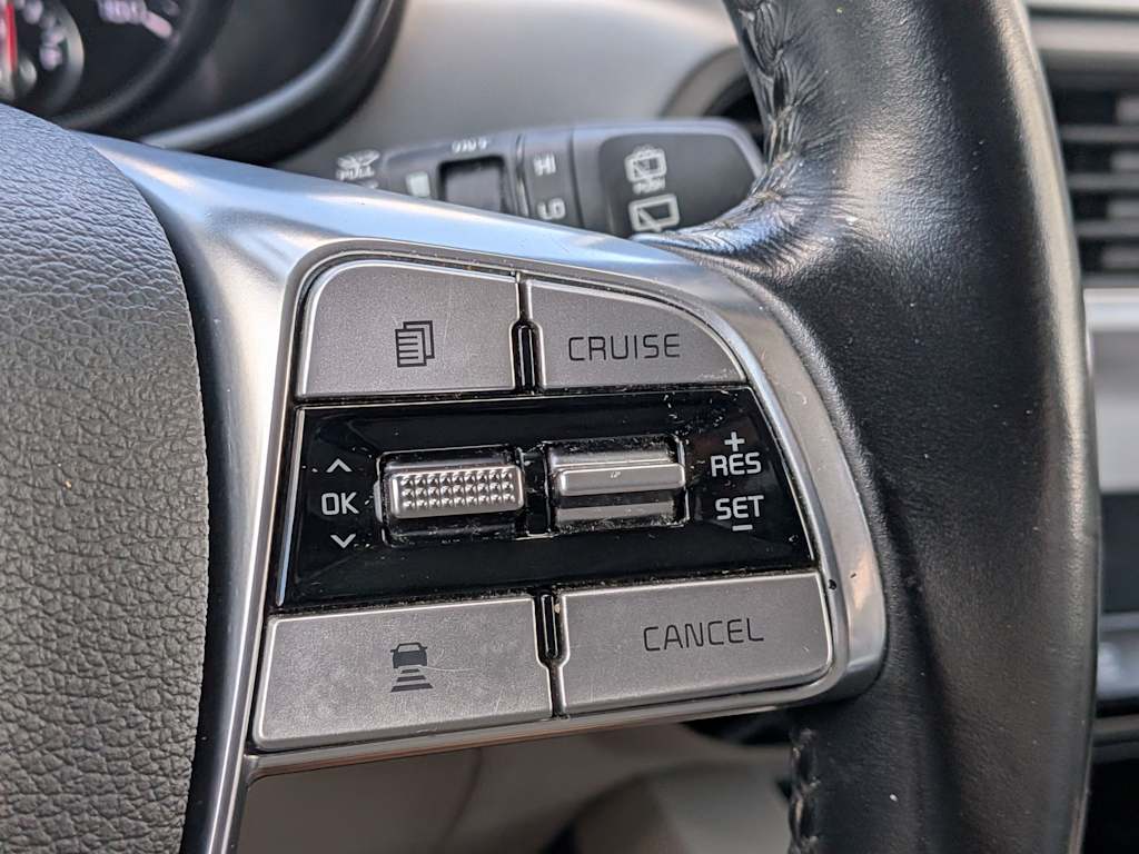 Thumbnail: 2021 Kia Telluride - 30