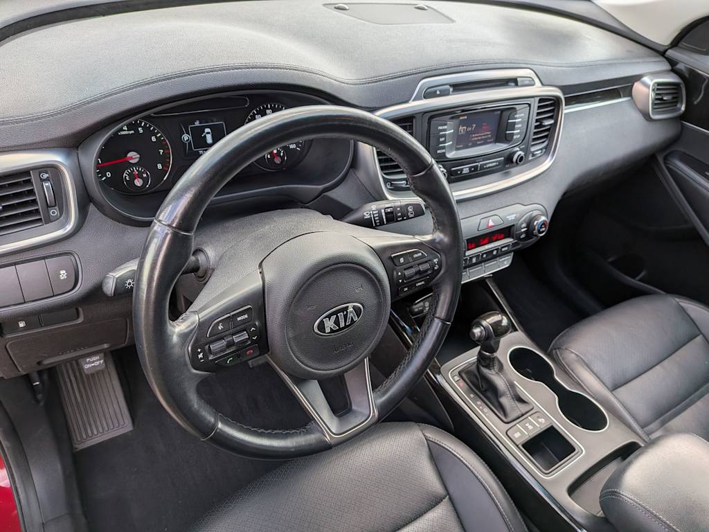 Thumbnail: 2016 Kia Sorento - 2
