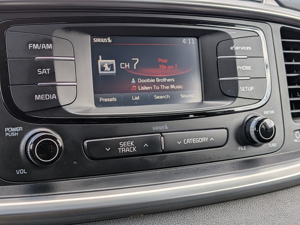 Thumbnail: 2016 Kia Sorento - 32