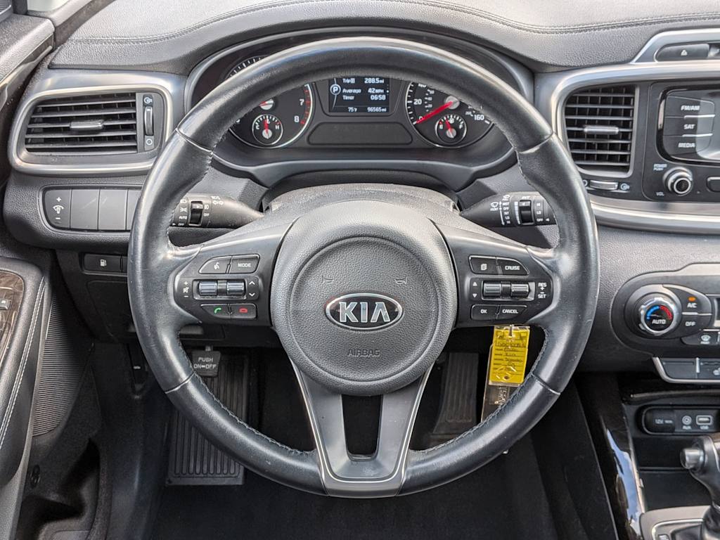 Thumbnail: 2016 Kia Sorento - 13