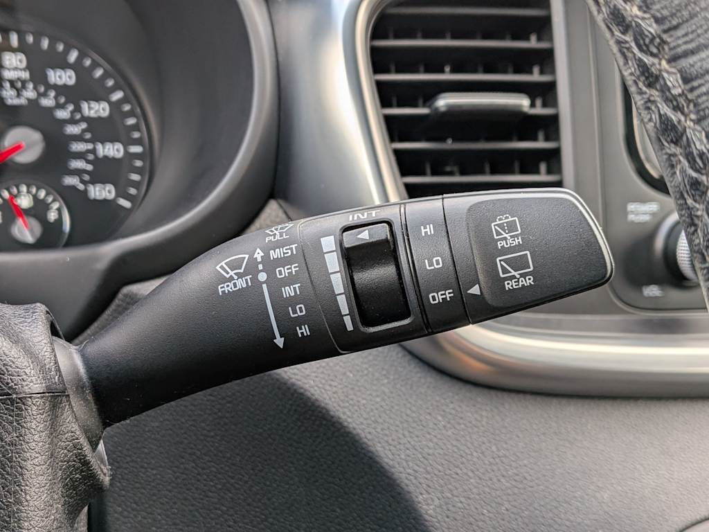 Thumbnail: 2016 Kia Sorento - 31