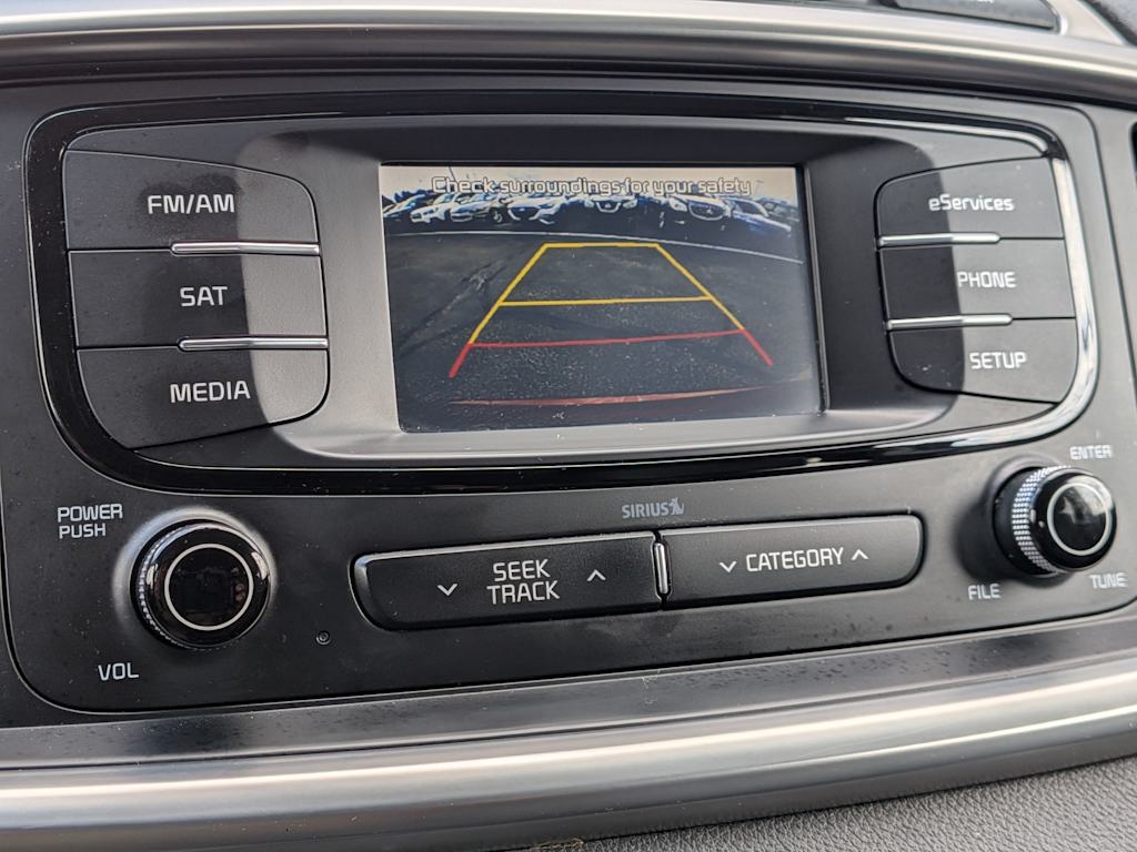 Thumbnail: 2016 Kia Sorento - 14