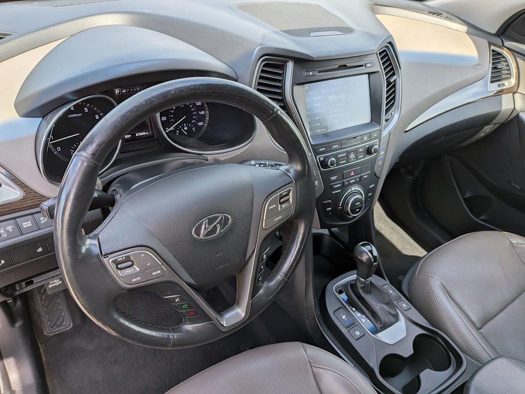 Thumbnail: 2017 Hyundai Santa Fe - 2