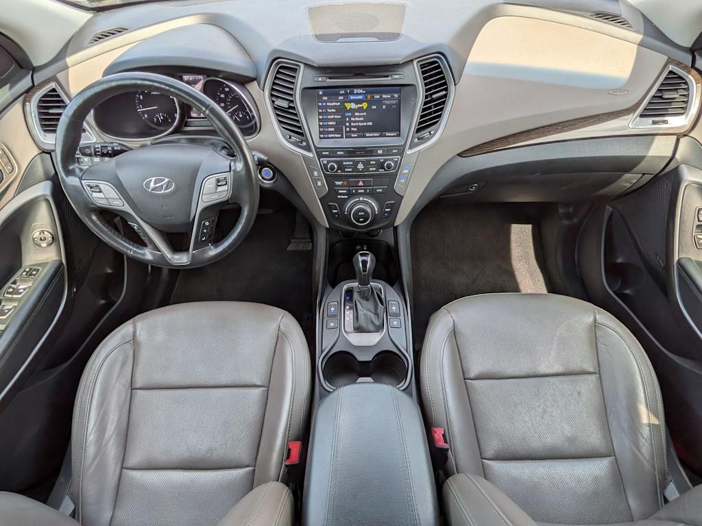 Thumbnail: 2017 Hyundai Santa Fe - 9