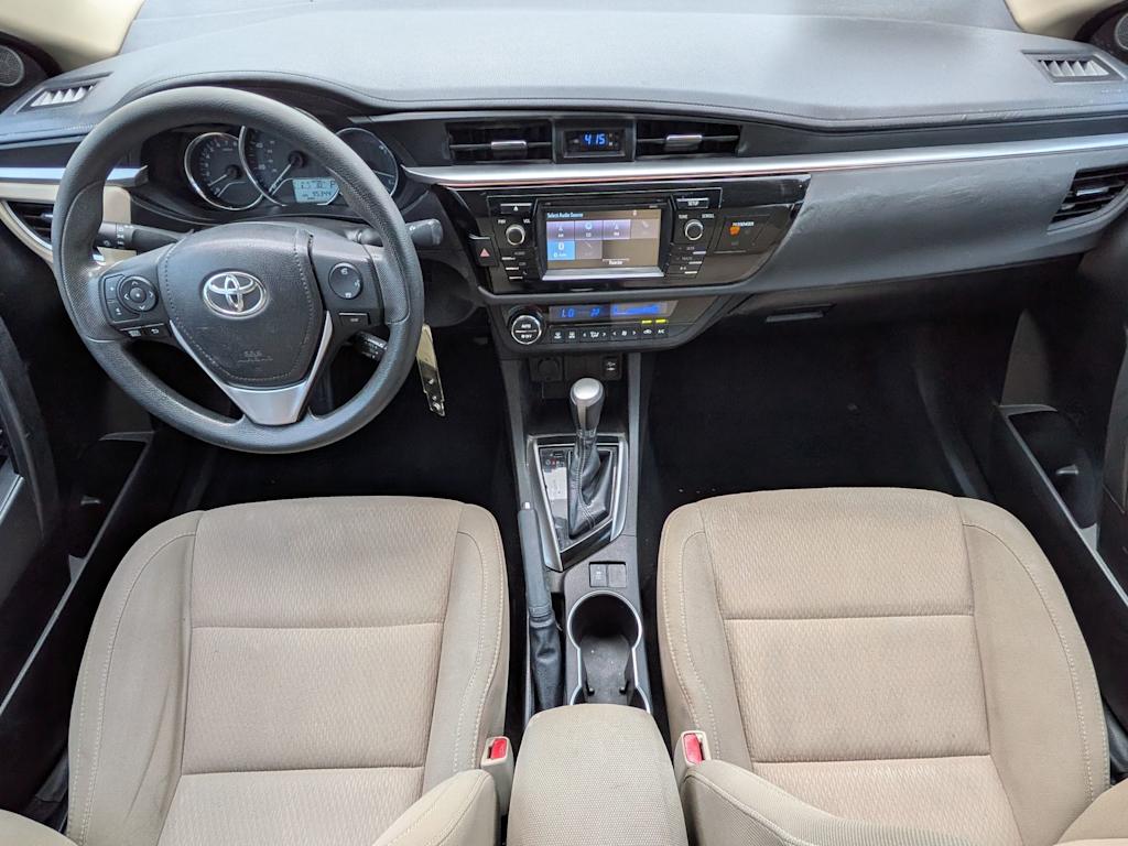 Thumbnail: 2015 Toyota Corolla - 9