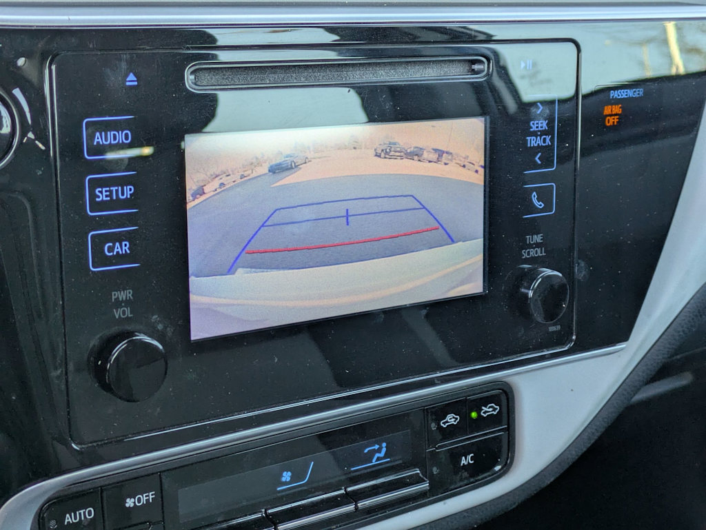 Thumbnail: 2018 Toyota Corolla - 31