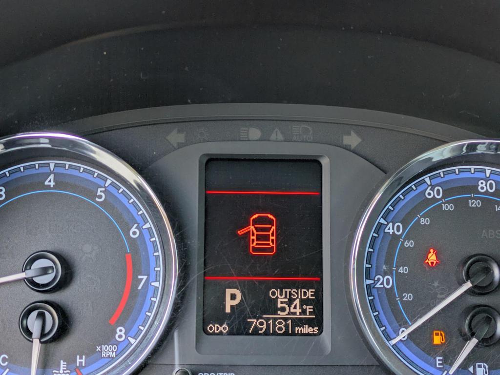 Thumbnail: 2018 Toyota Corolla - 16