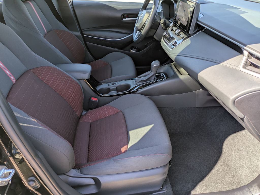 Thumbnail: 2023 Toyota Corolla - 28