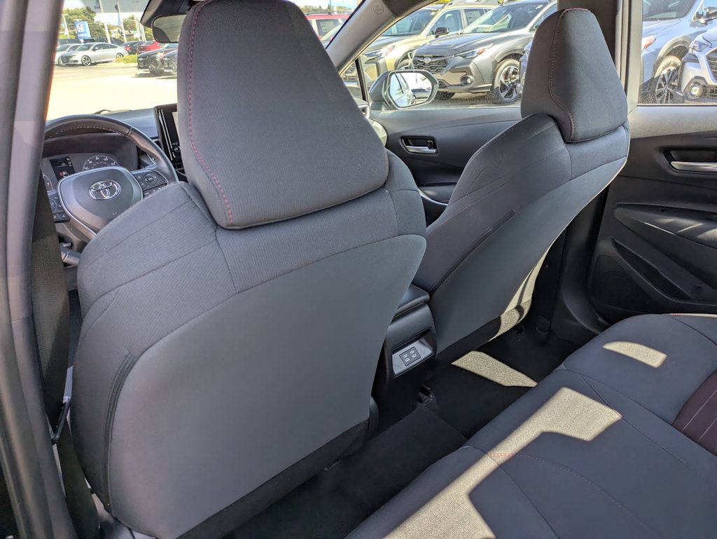 Thumbnail: 2023 Toyota Corolla - 10