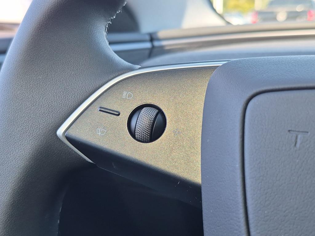 Thumbnail: 2025 Tesla Model 3 - 27