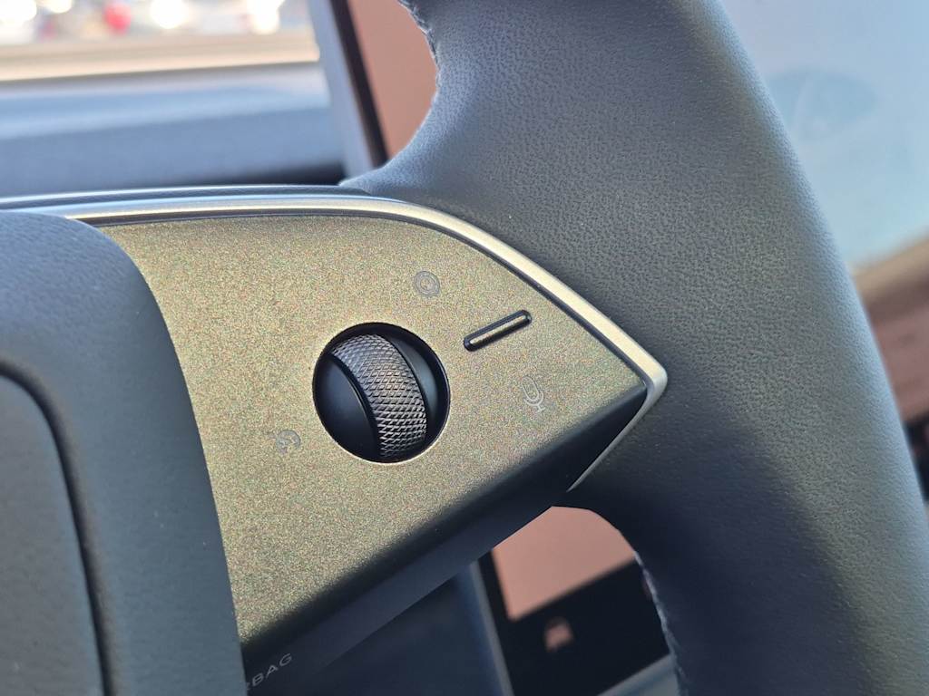 Thumbnail: 2025 Tesla Model 3 - 28