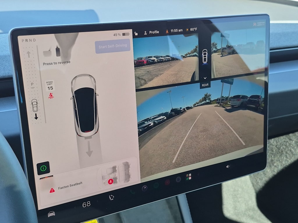 Thumbnail: 2025 Tesla Model 3 - 31
