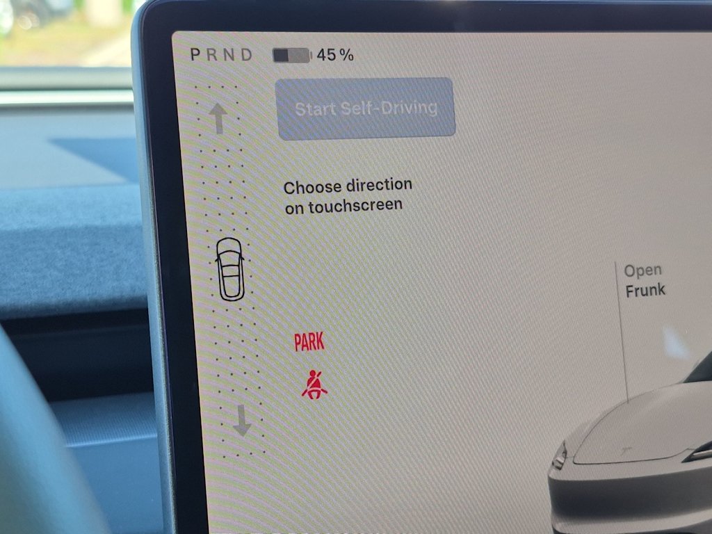 Thumbnail: 2025 Tesla Model 3 - 32