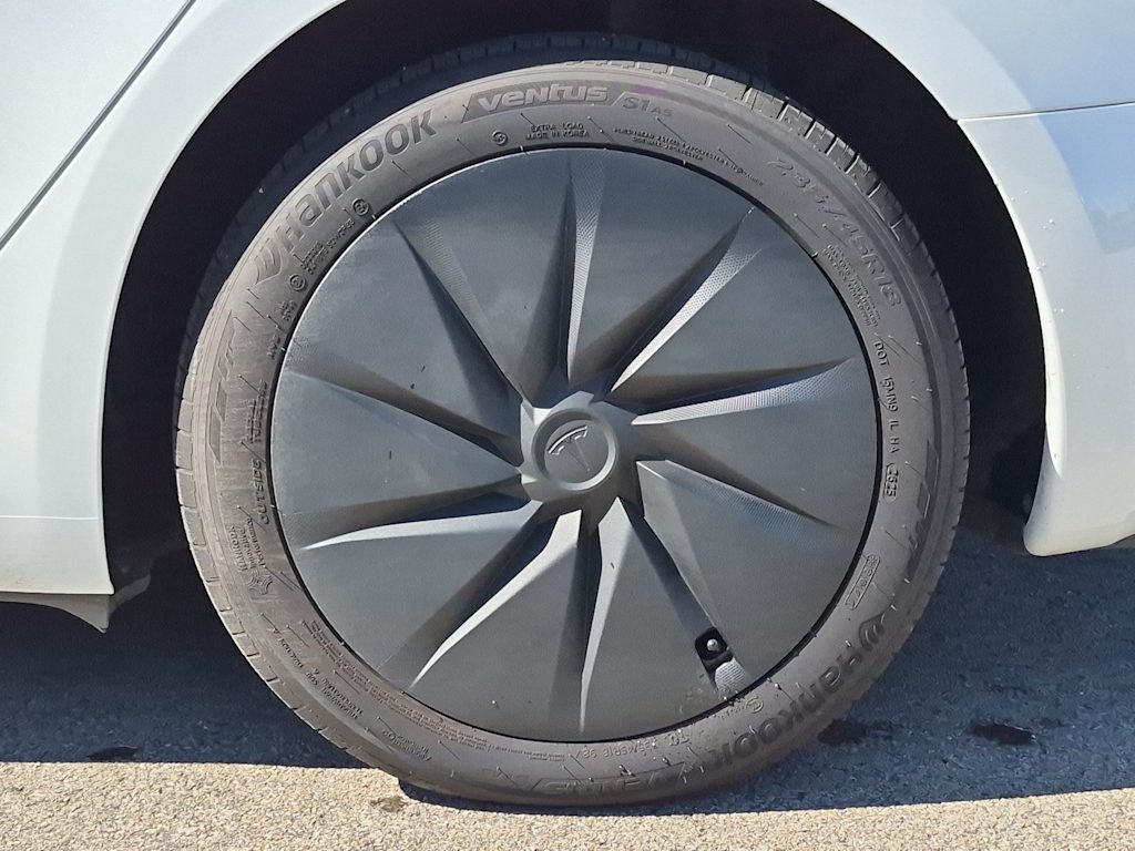 Thumbnail: 2025 Tesla Model 3 - 8