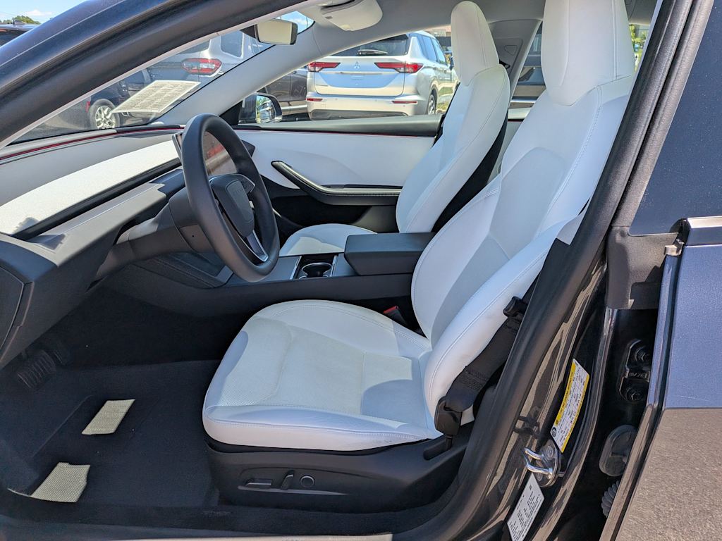Thumbnail: 2024 Tesla Model 3 - 9