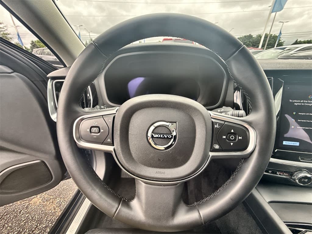 Thumbnail: 2024 Volvo S60 - 6