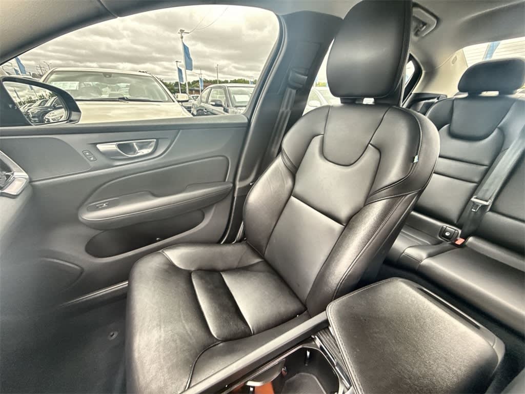 Thumbnail: 2024 Volvo S60 - 8
