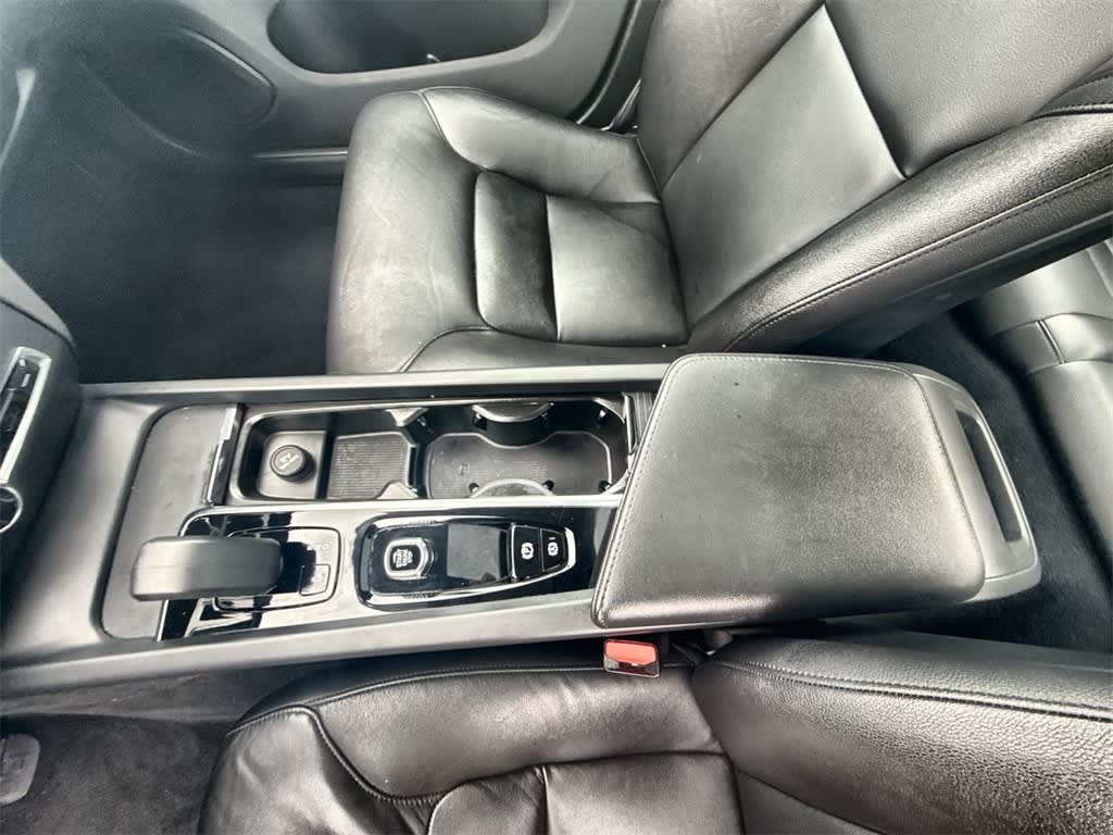 Thumbnail: 2024 Volvo S60 - 29