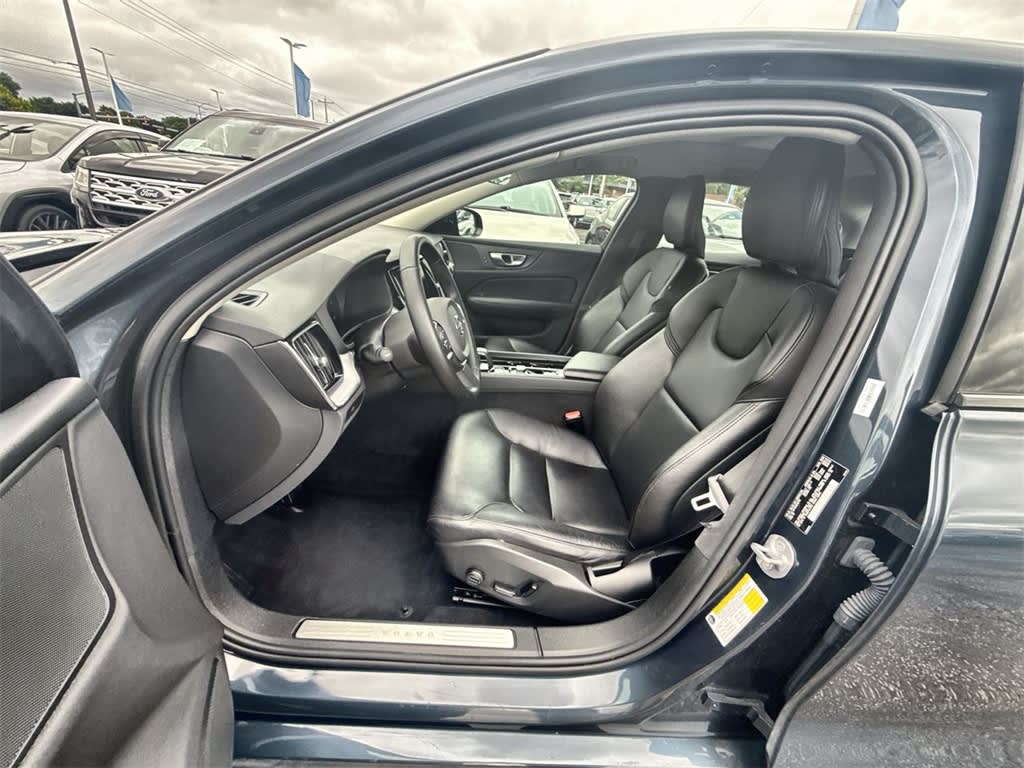 Thumbnail: 2024 Volvo S60 - 9