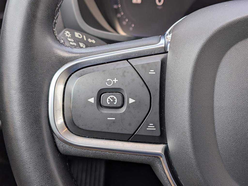 Thumbnail: 2024 Volvo S60 - 30