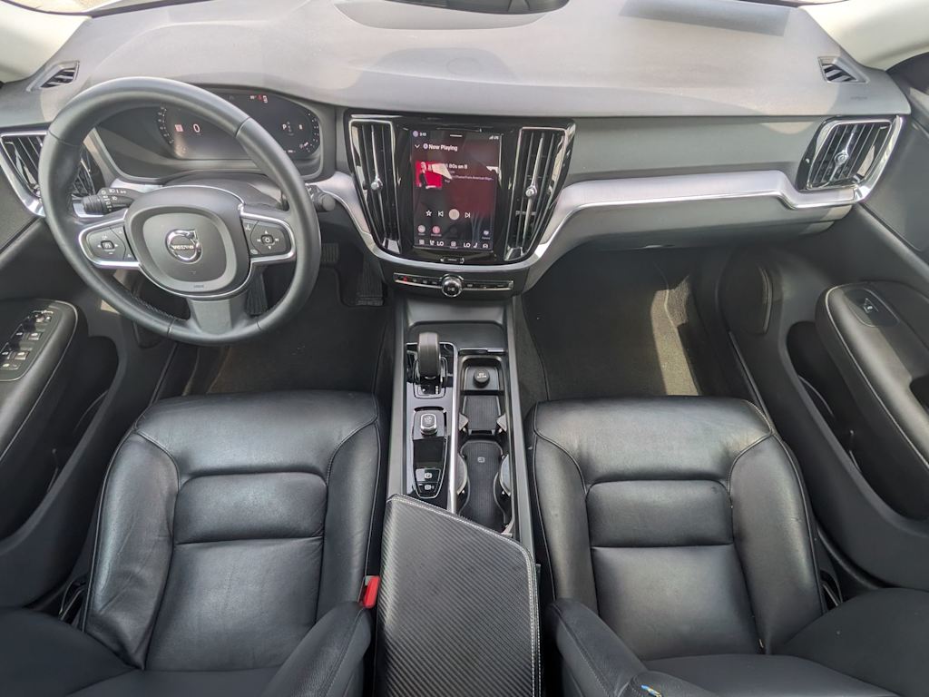 Thumbnail: 2024 Volvo S60 - 9