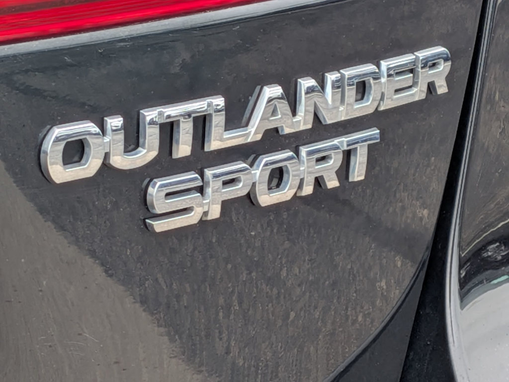 Thumbnail: 2018 Mitsubishi Outlander Sport - 7
