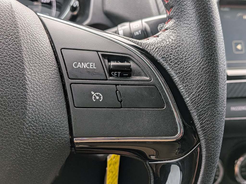 Thumbnail: 2018 Mitsubishi Outlander Sport - 28