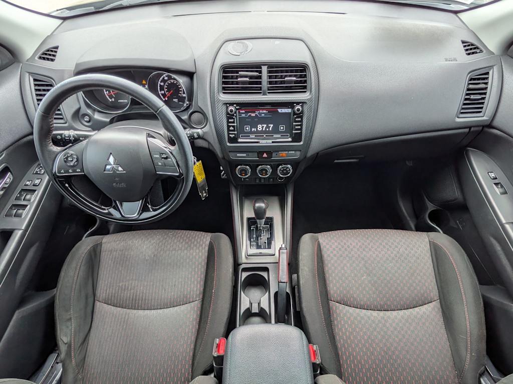 Thumbnail: 2018 Mitsubishi Outlander Sport - 9
