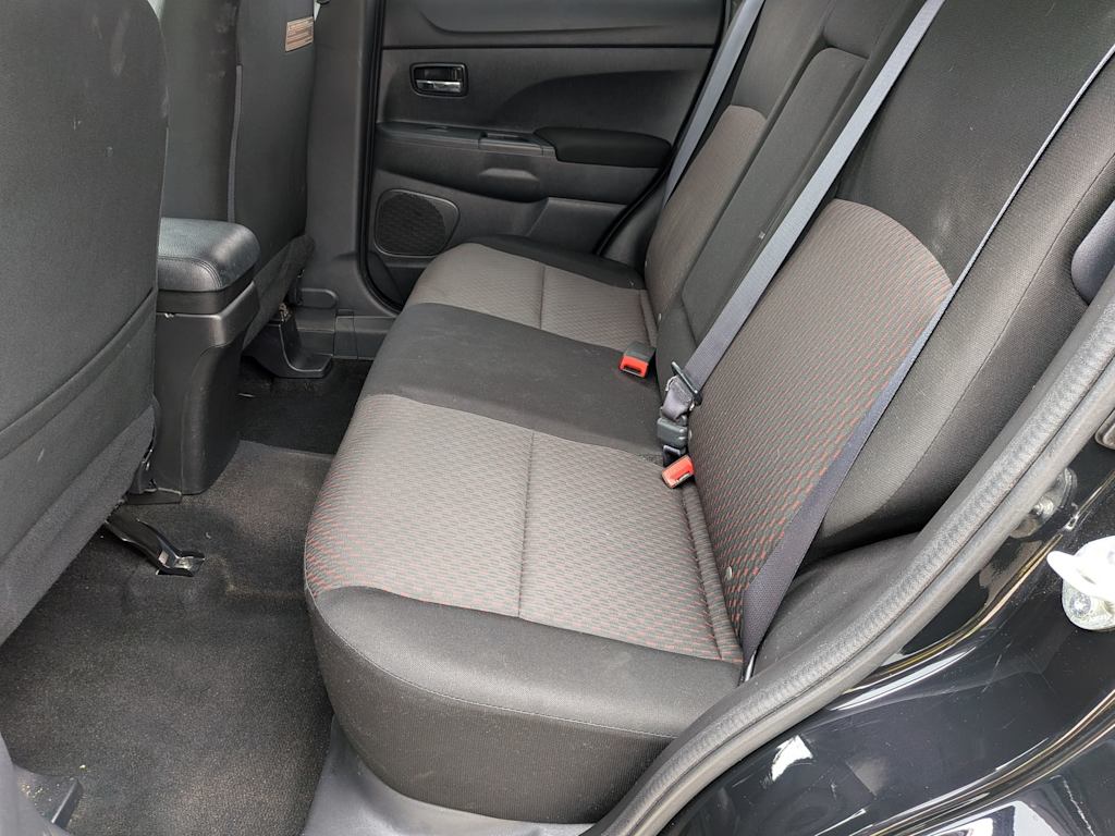 Thumbnail: 2018 Mitsubishi Outlander Sport - 25