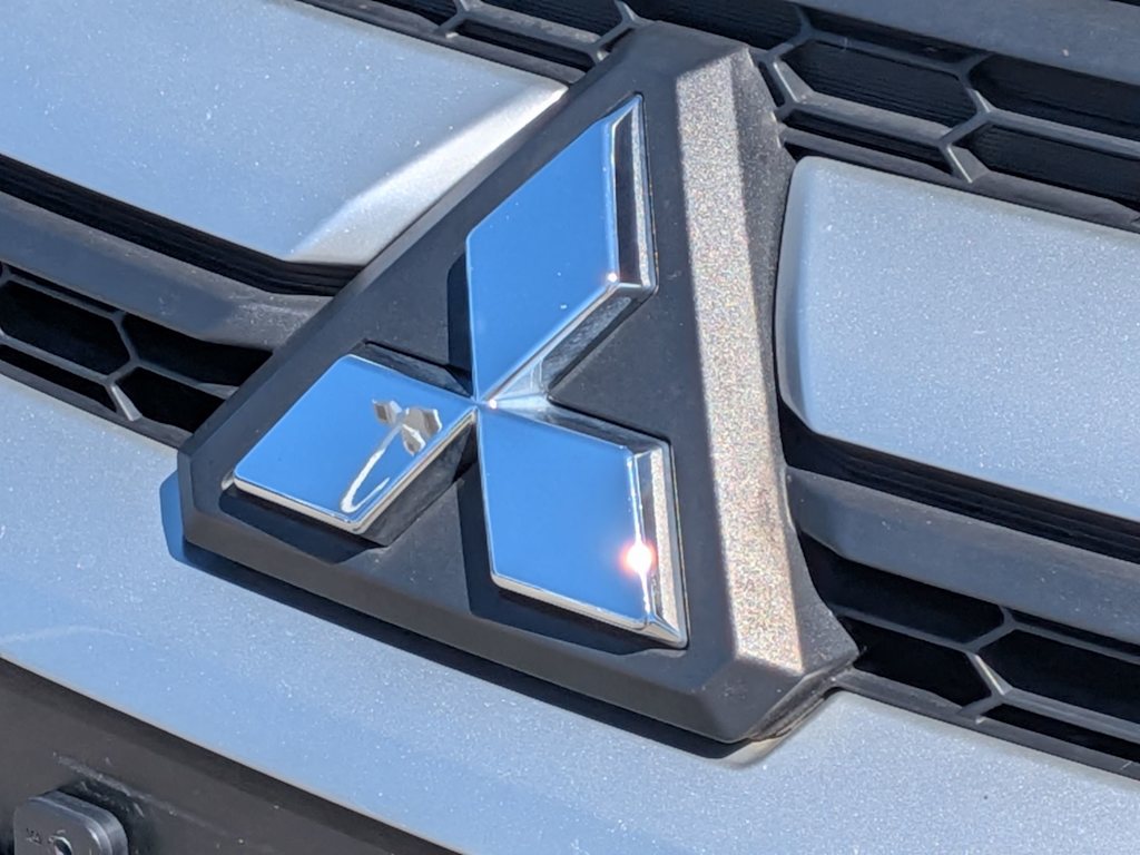 Thumbnail: 2022 Mitsubishi Outlander Sport - 23