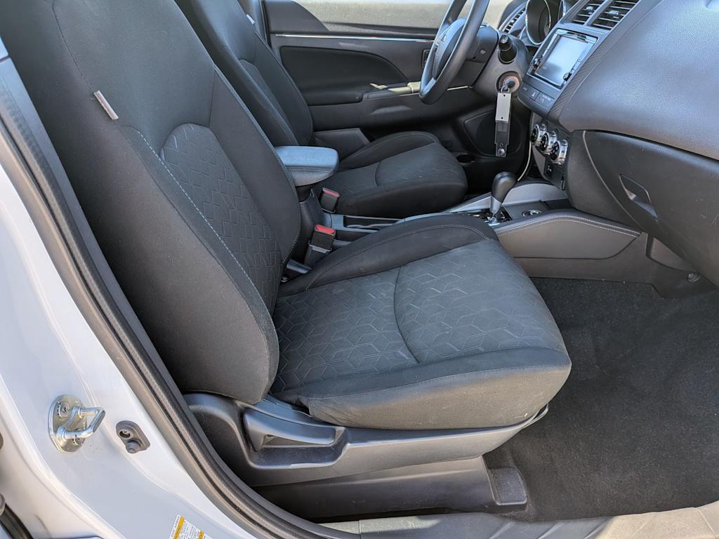 Thumbnail: 2022 Mitsubishi Outlander Sport - 10
