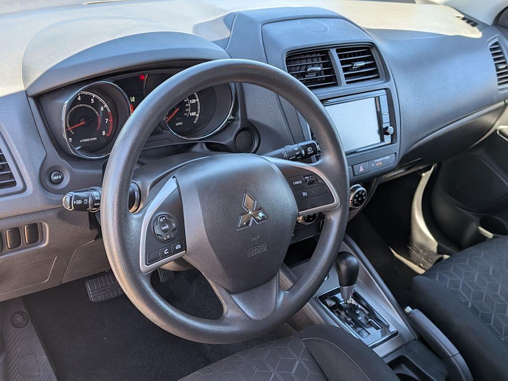 Thumbnail: 2022 Mitsubishi Outlander Sport - 2