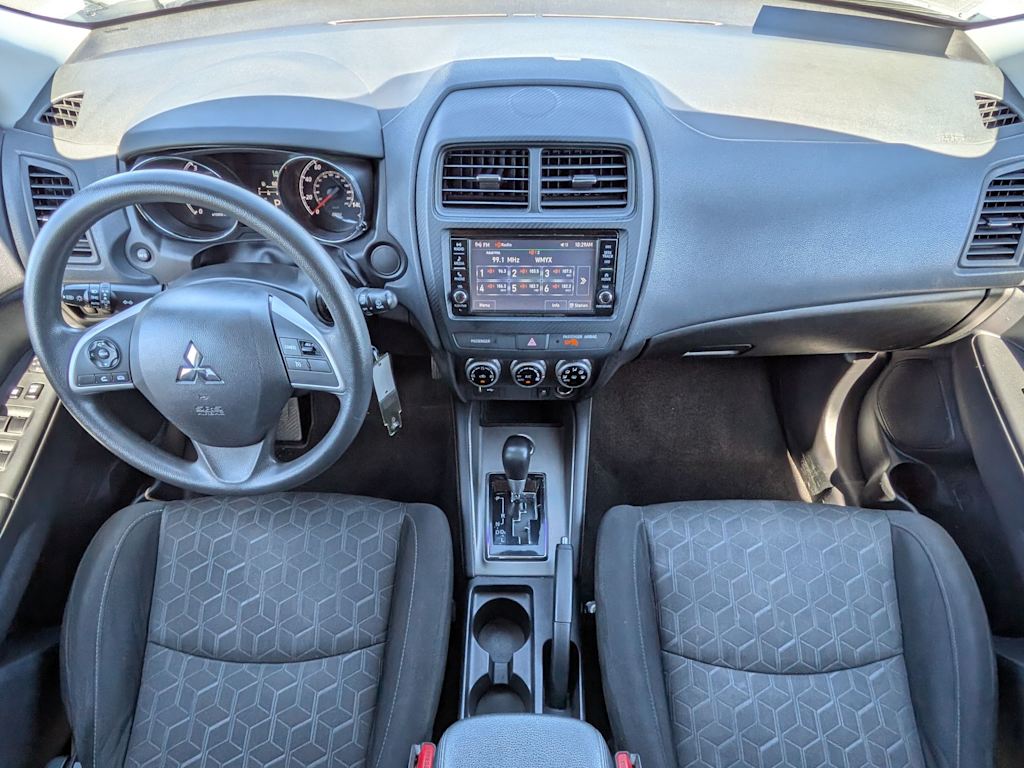 Thumbnail: 2022 Mitsubishi Outlander Sport - 8