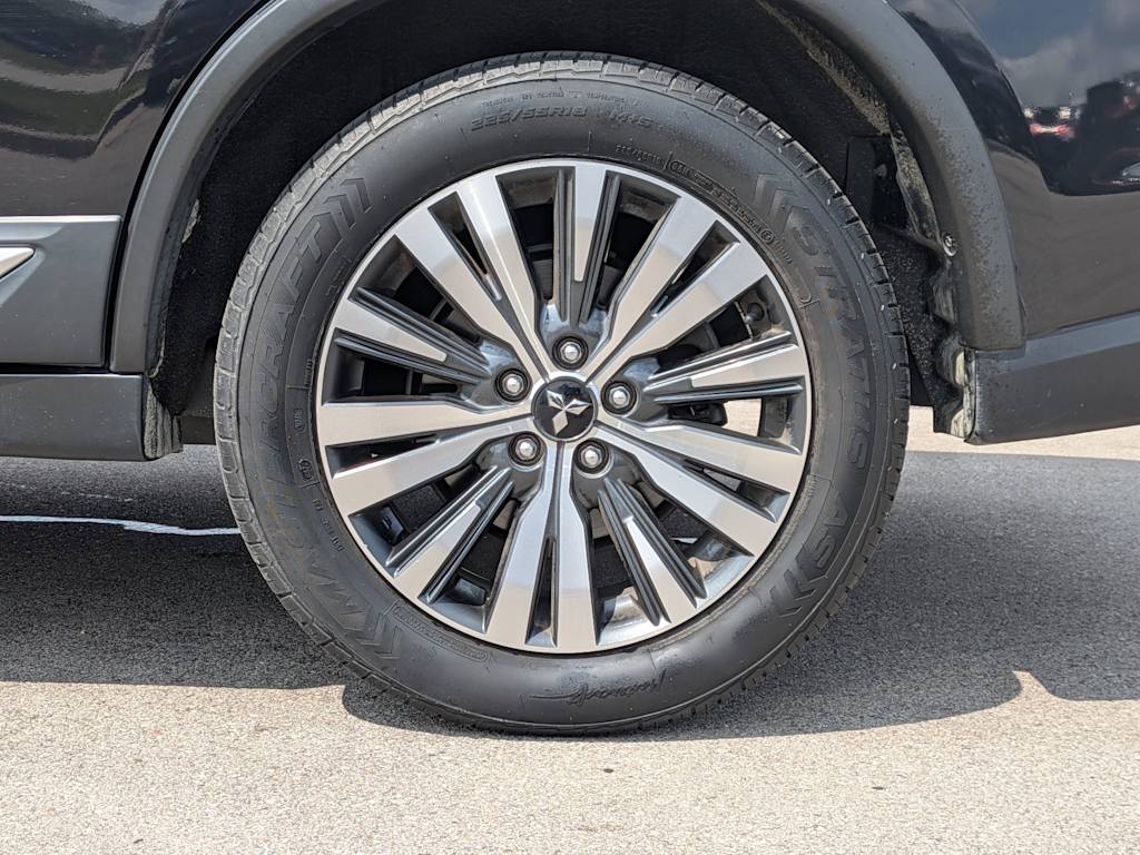 Thumbnail: 2020 Mitsubishi Outlander - 8