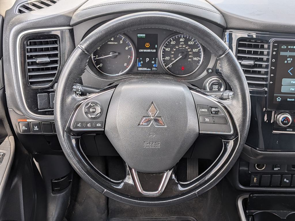 Thumbnail: 2020 Mitsubishi Outlander - 13
